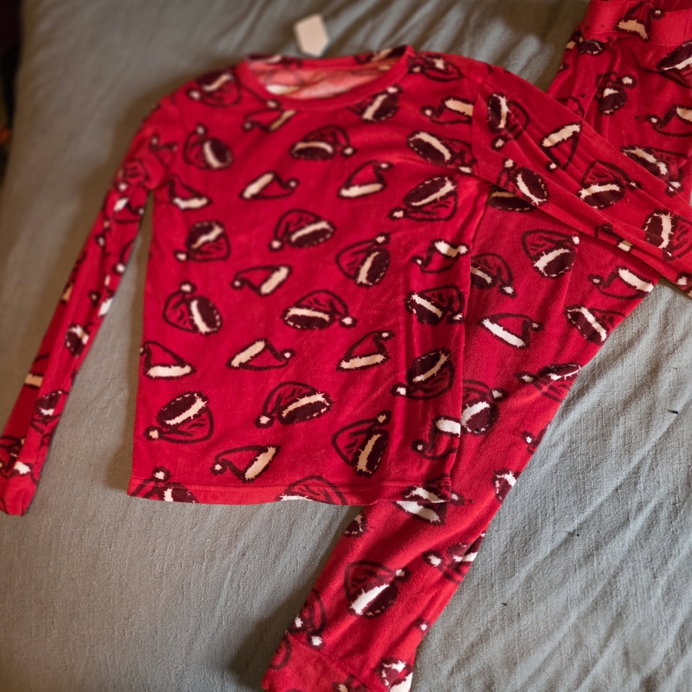Cat & Jack Red Santa Hat Pajama Set